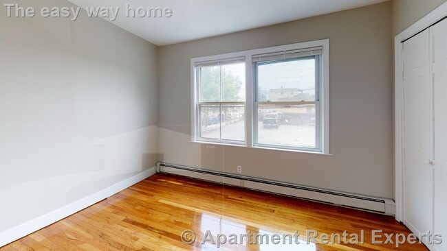 Foto del edificio - 280 McGrath Hwy