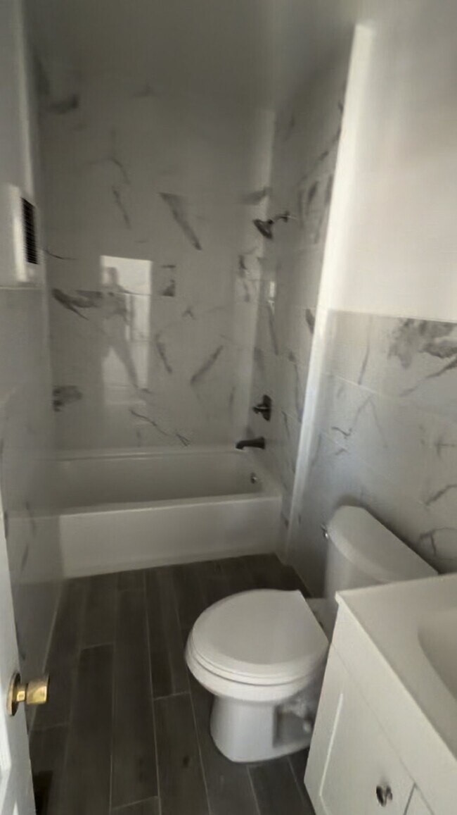 Foto del edificio - 415 S 10th St