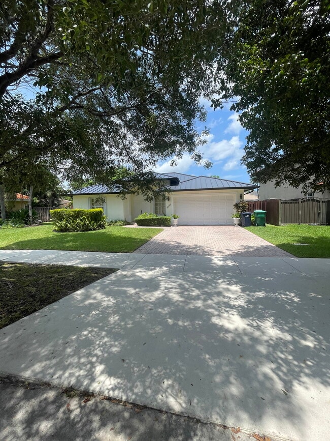 Foto del edificio - 10155 SW 159th Ct
