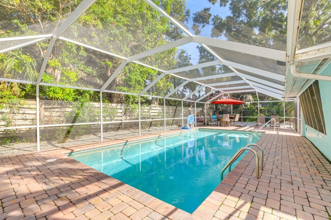 Building Photo - 2408 Brink Ave