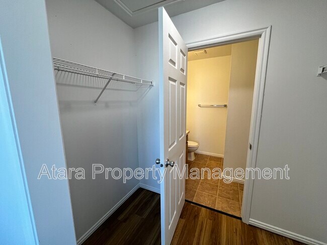 Building Photo - 4990 W 4850 S