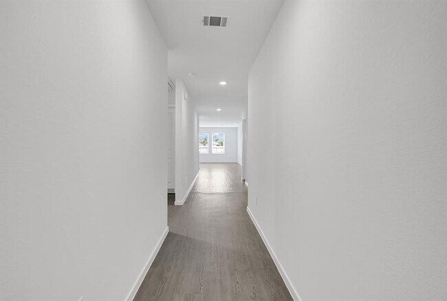 Building Photo - 25424 Birch St