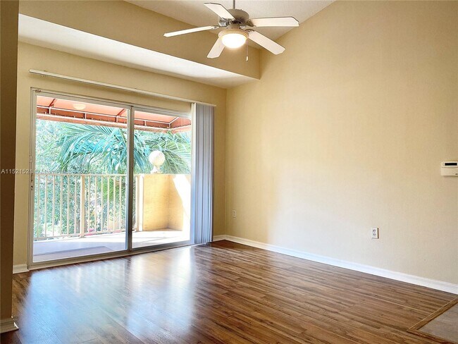 Foto del edificio - 4271 San Marino Blvd
