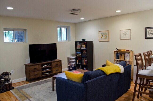 Foto del edificio - 3547 10th St NW