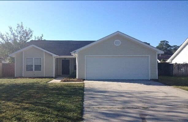 Building Photo - 161 Zachary Dr