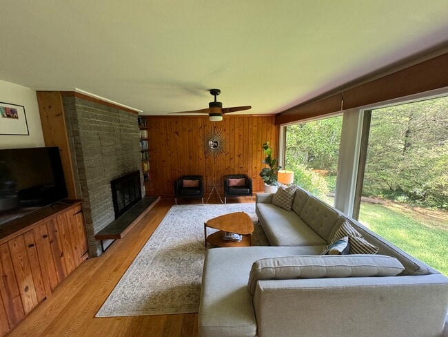 Living Room w Fireplace & Builtins - 5313 Penny Rd