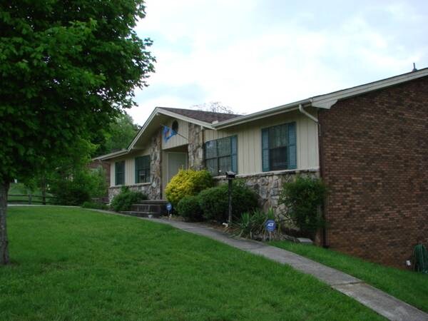 Primary Photo - 6924 E Emory Rd