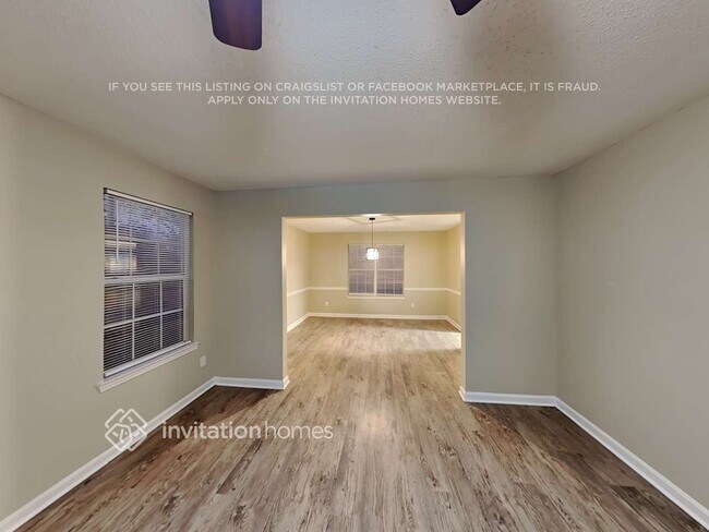Foto del edificio - 6980 Greenfield Ln