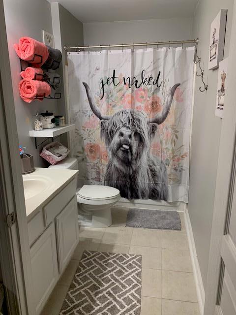 Foto del edificio - 1725 Harvey Mitchell Pkwy S