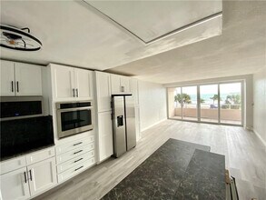 Building Photo - 345 N Fort Lauderdale Beach Blvd