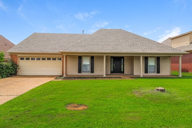 Building Photo - 9261 Chimneyrock Blvd.