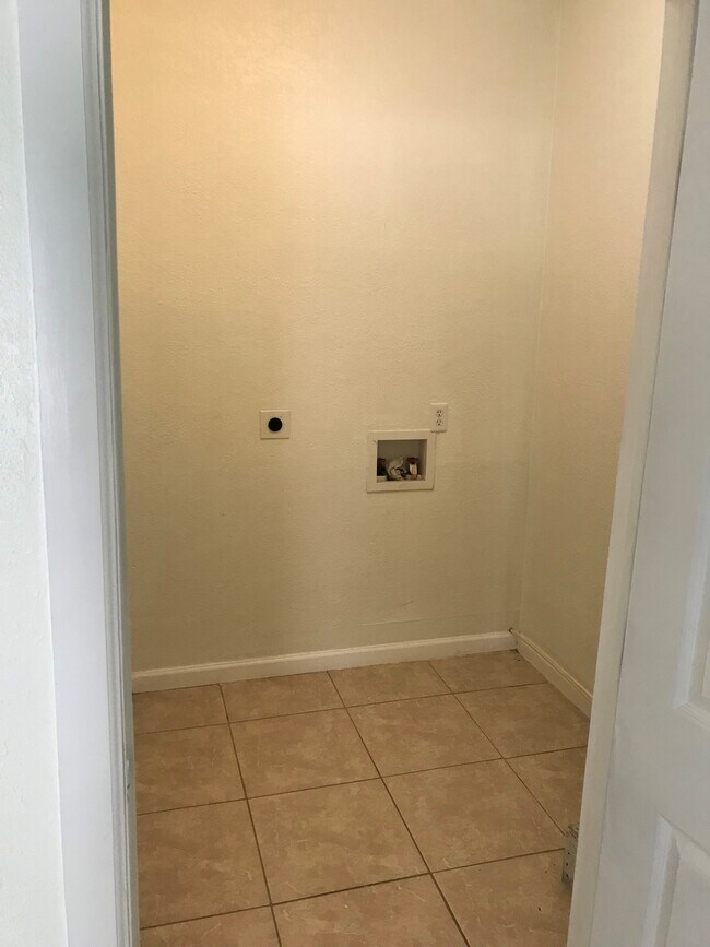 Foto del edificio - 5802 Avenue R