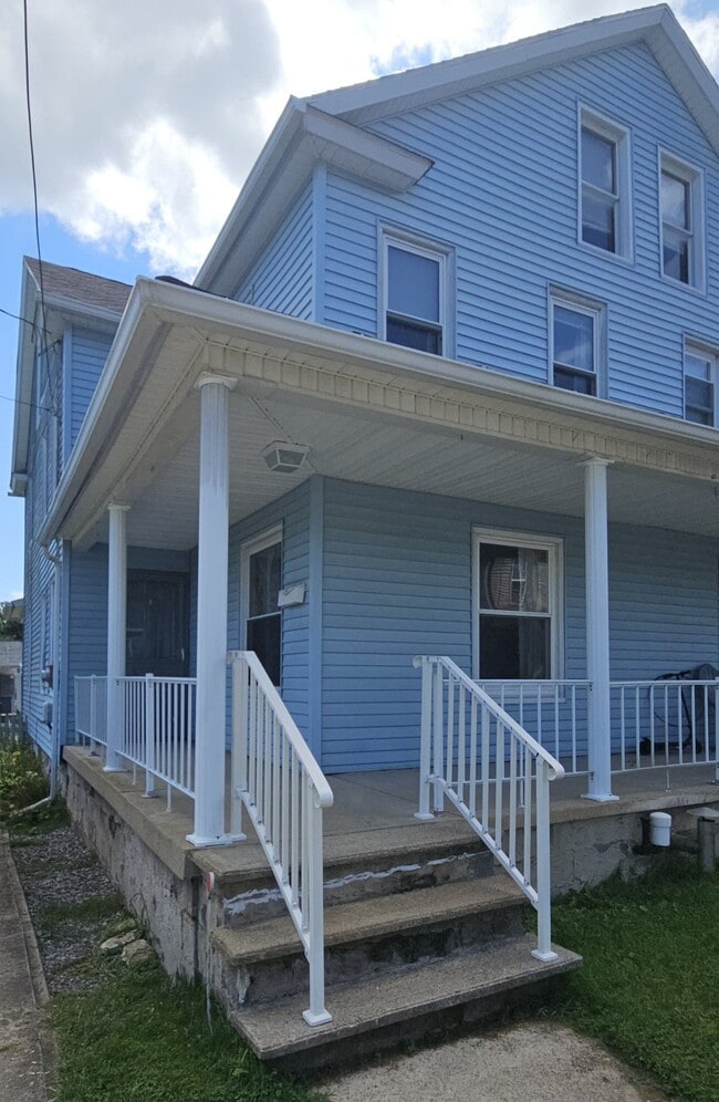 Building Photo - 14 Gregory St