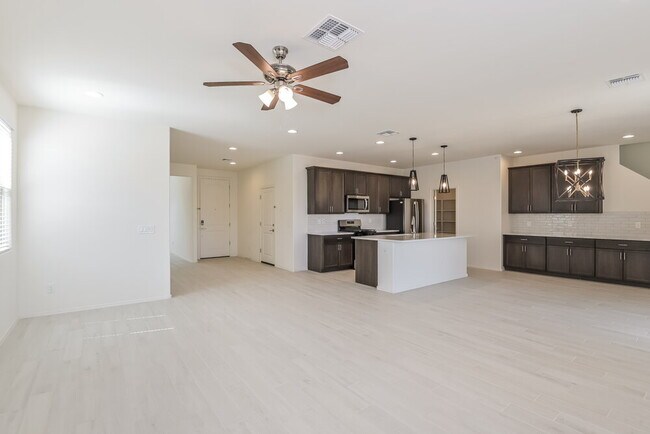 Foto del edificio - 12170 W Avianna Wy