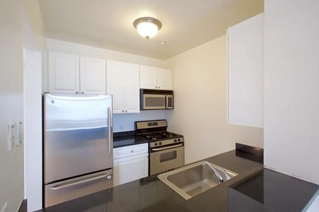 Foto del edificio - 1952 First Avenue