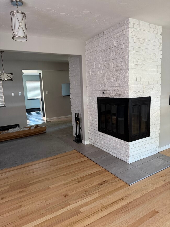 Building Photo - 3620 W Linvale Pl