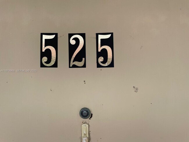 Foto del edificio - 406 NW 68th Ave