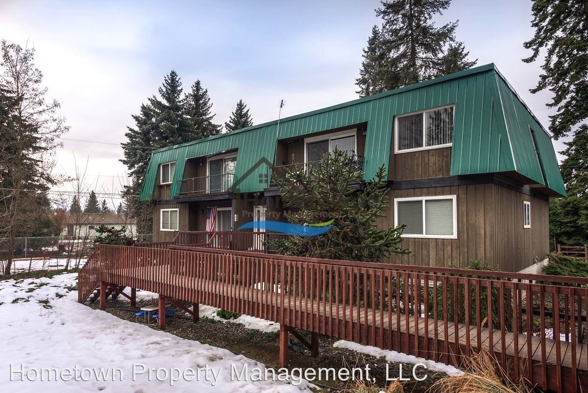 2432 E Stowe Ct, Coeur d'Alene, ID 83814 Condo for Rent in Coeur d