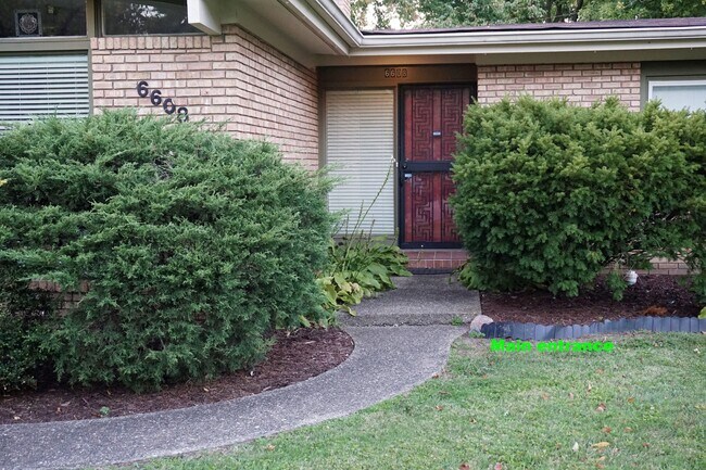 Foto del edificio - 6608 Sunset Ln