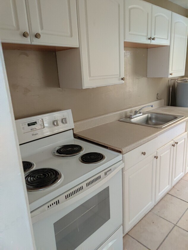 1308 3rd St NE, Winter Haven, FL 33881 House Rental in Winter Haven