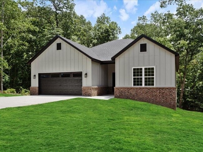 Building Photo - 7 Dunwich Ln
