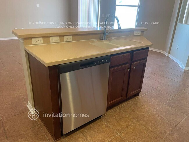 Building Photo - 13616 Artesa Bell Dr