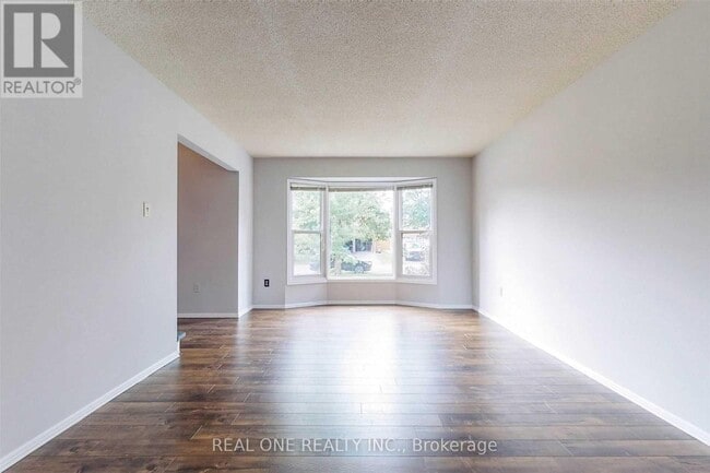 Photo du bâtiment - 41 Meyer Cir