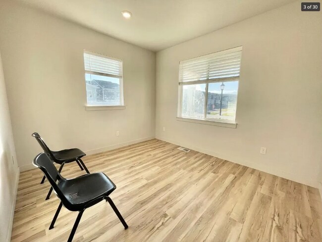 Foto del edificio - 2162 N Cloverleaf Wy