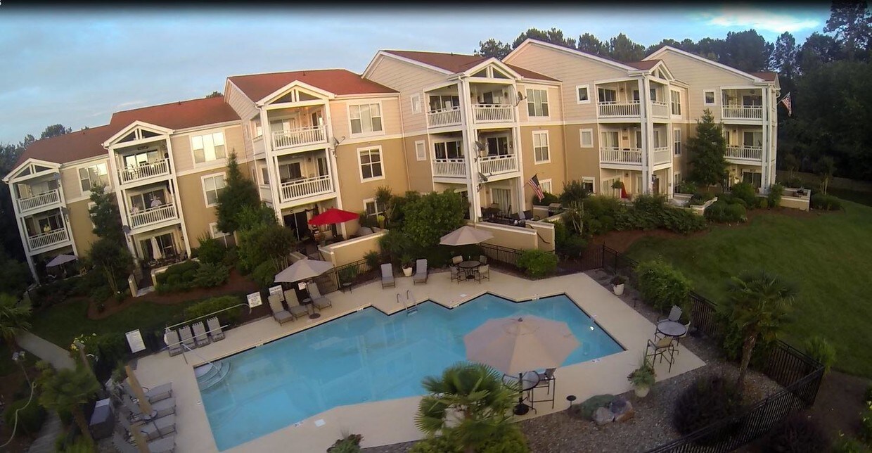 Piscina - 17811 Half Moon Ln