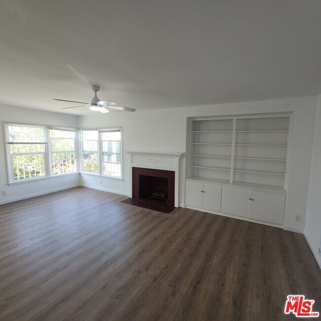 Foto del edificio - 1012 S Sycamore Ave