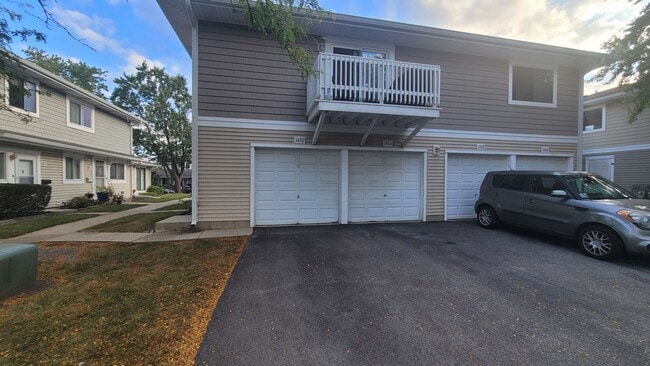 Building Photo - 1426 Bear Flag Dr