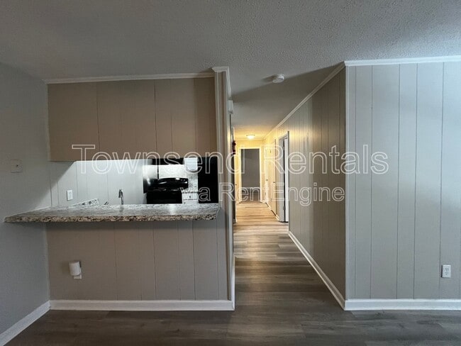 Foto del edificio - 5853 Century Oaks Dr