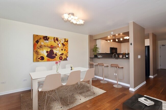 Foto del edificio - 1640 Maple Ave