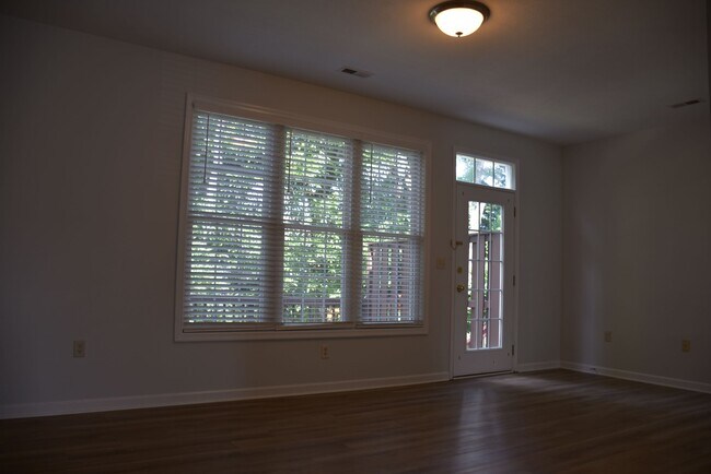 Living room - 2923 Diamond Spring Ln