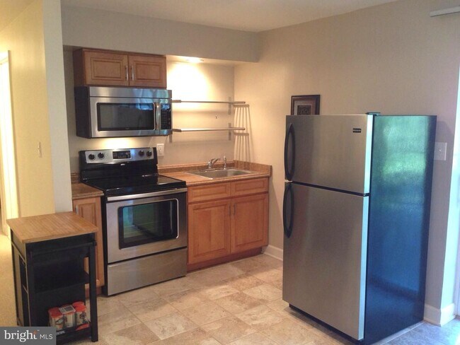 Foto del edificio - 1506 Pennycress Ln