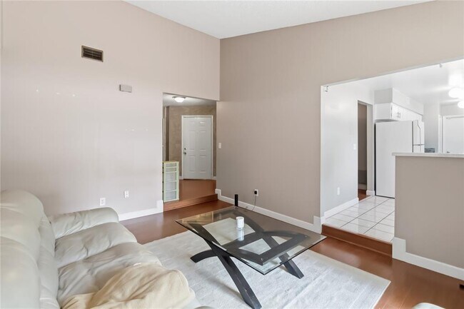 Foto del edificio - 7832 Barberry Dr