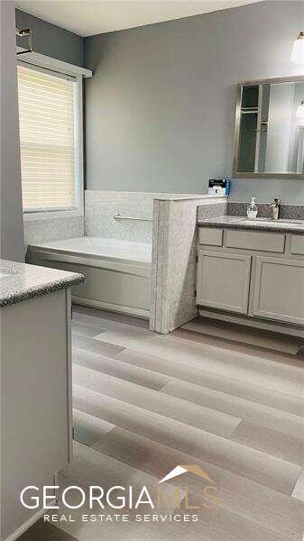 Foto del edificio - 2095 Hunters Trail Dr