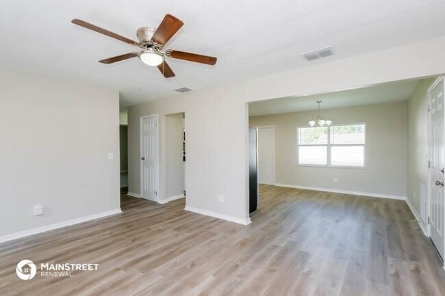 Building Photo - 412 13TH ST NE, RUSKIN, FL 33570