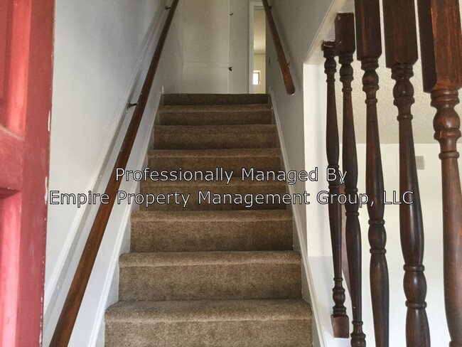 Foto del edificio - 4617 Grove Park Ln