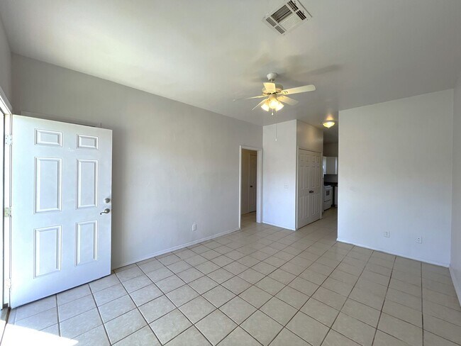 Building Photo - You Will Not Want to Miss Your Opportunity...