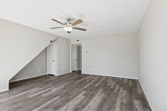 Building Photo - 9114 Kempwood Dr