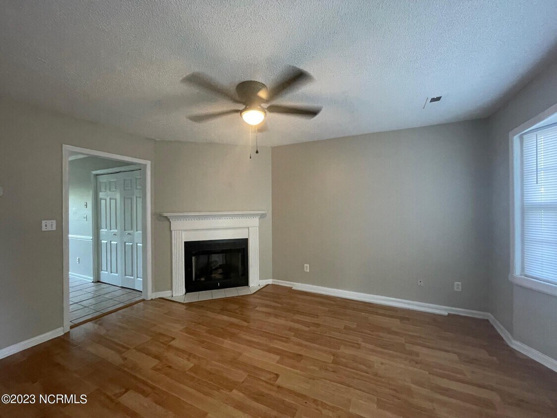 3907 Sterling Pointe Dr, Winterville, NC 28590 Townhome Rentals in Winterville NC