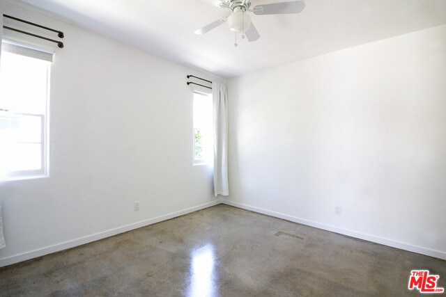 Building Photo - 3206 Silver Lake Blvd