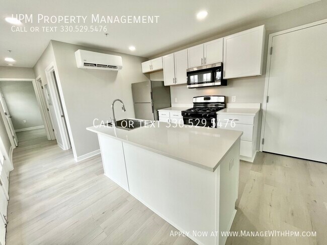 Building Photo - Nighttown Apartments