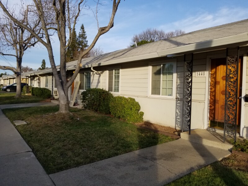 1452 Carleton Dr, Concord, CA 94518 Room for Rent in Concord, CA