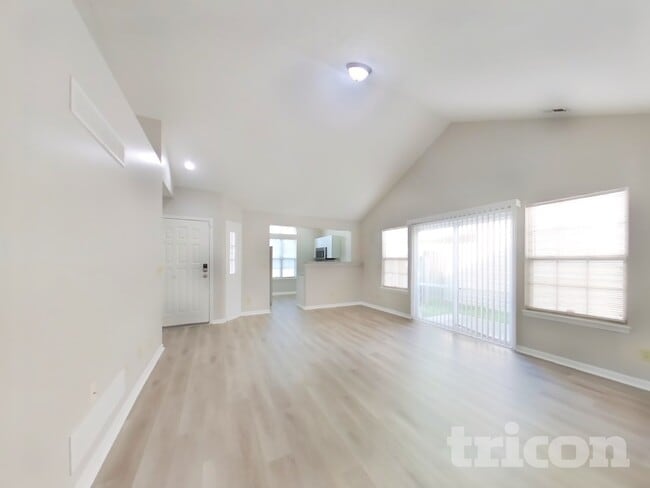Building Photo - 4914 Marigold Ln