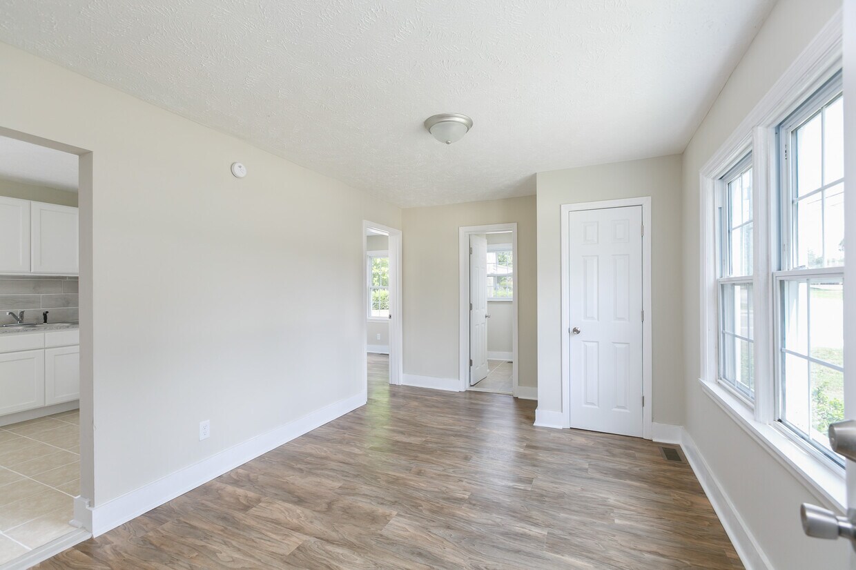 Foto principal - 232 Woodrow St