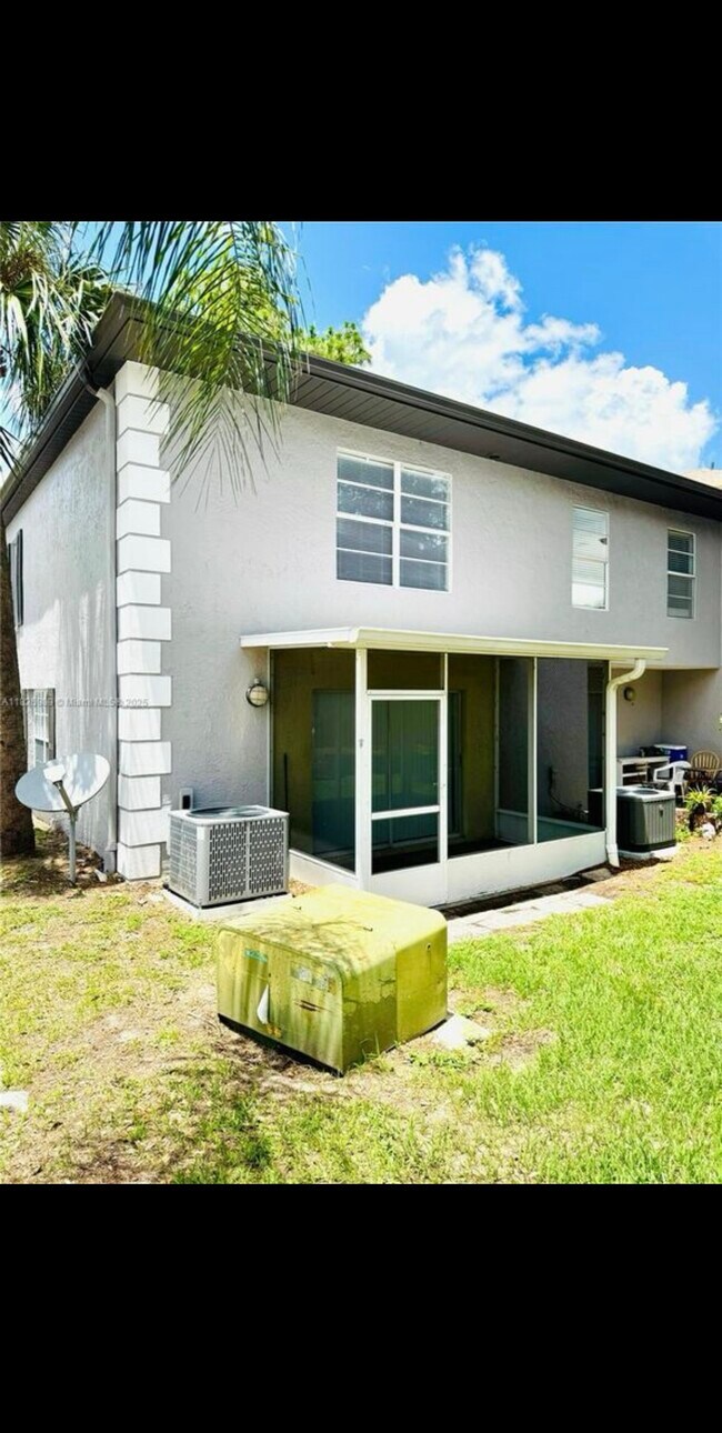 Foto del edificio - 5238 Sunridge Palms Dr