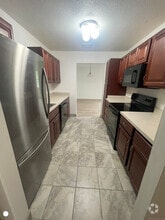 Building Photo - 30 Stoneycrest Dr