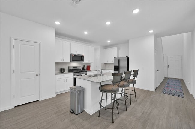 Building Photo - 10917 Fly Catcher Dr